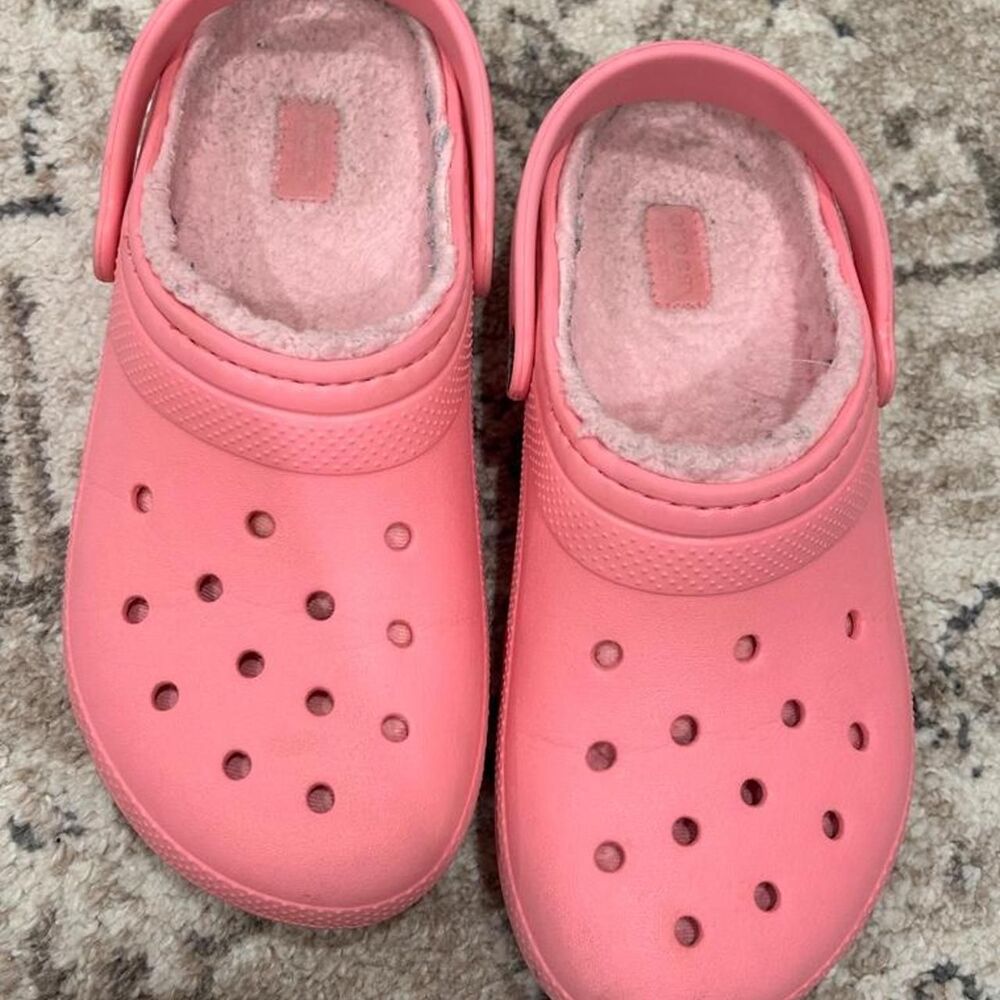 Crocs Women's Pink Clogs